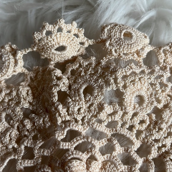 POLAND | Cottagecore Doily - Picture 3 of 3